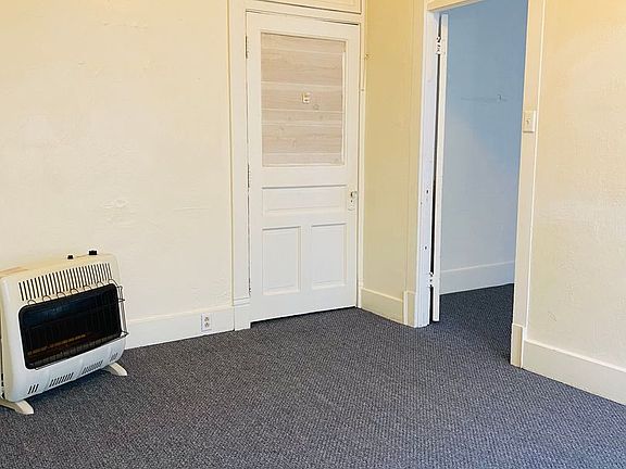 5th image of 852 Greene St #1