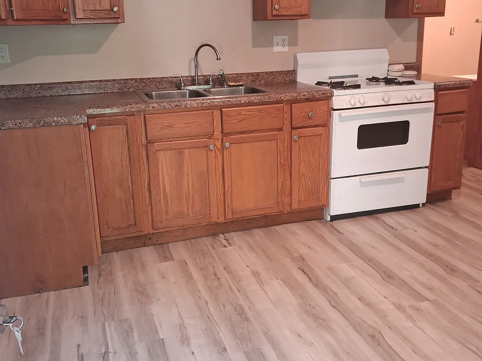 54870 Street Hwy — Photo 2