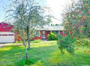 34121 NE Colorado Lake Dr, Corvallis, OR 97333