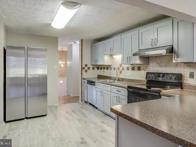 9217 Briarchip St — Photo 11