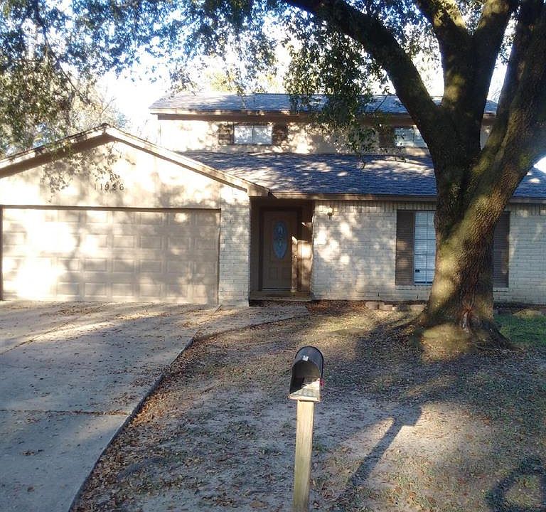 1st image of 11926 Arroyo Vista Ln