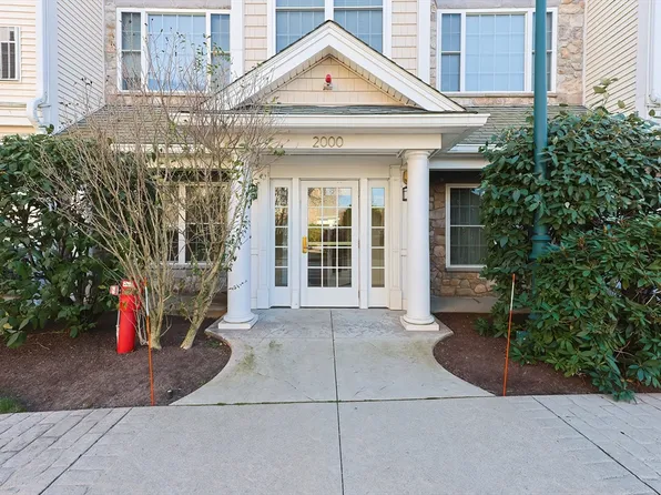 2103 Davenport Ave #2103, Canton, MA 02021