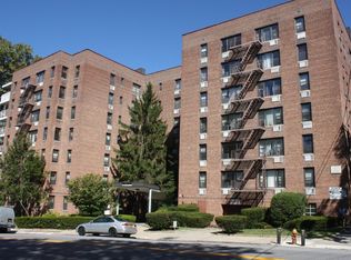 123 Valentine Ln APT 3E, Yonkers, NY 10705