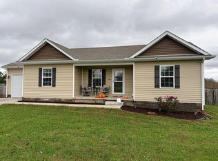 826 Howser Rd, Smiths Grove, KY 42171