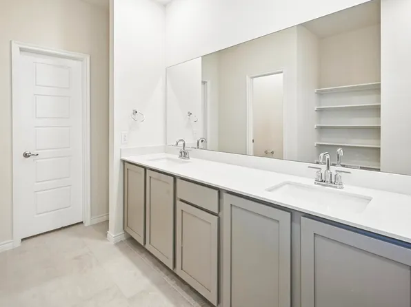 1306 Hopes Lake Dr, Princeton, TX 75407