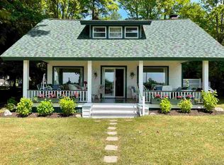 1563 Sylvan Ave, Harbor Springs, MI 49740