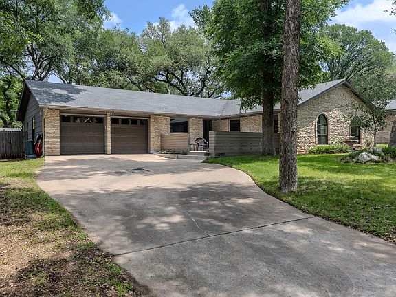 4th image of 12907 Springvale Dr