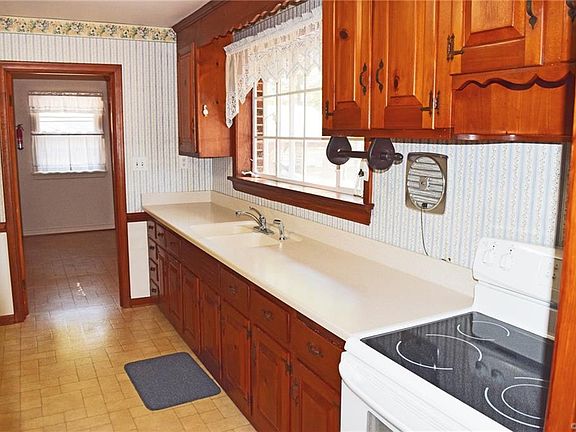 4th image of 5205 W Rock Spring Dr