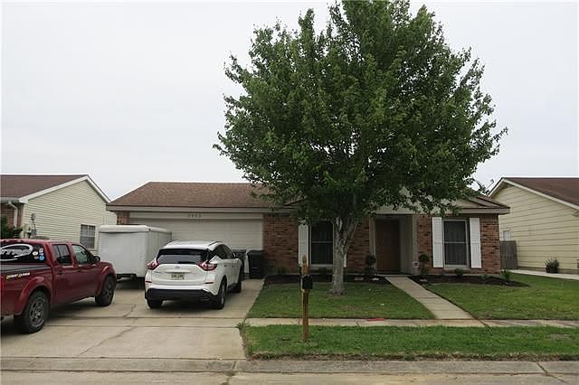 1st image of 3905 W Bamboo Dr