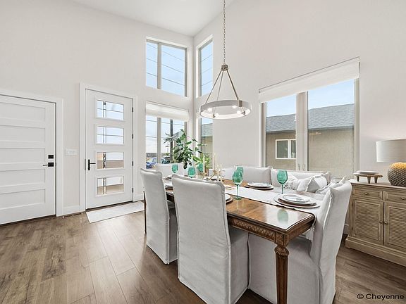 5th image of 4068 Saddleback Ln