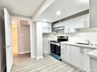 30 Tresher Ct #2, Ajax, ON L1T 2N2