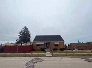 1637 Russet St, Racine, WI 53405