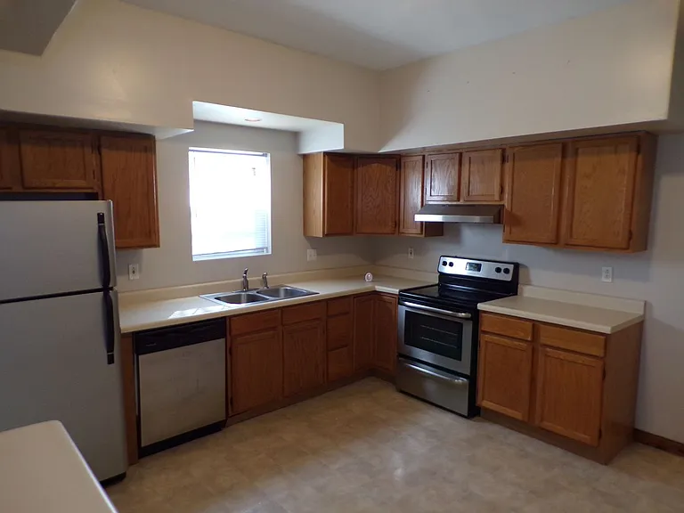 247 S Kansas St — Photo 2