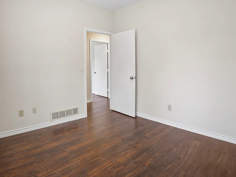 3228 Anchor Dr — Photo 24