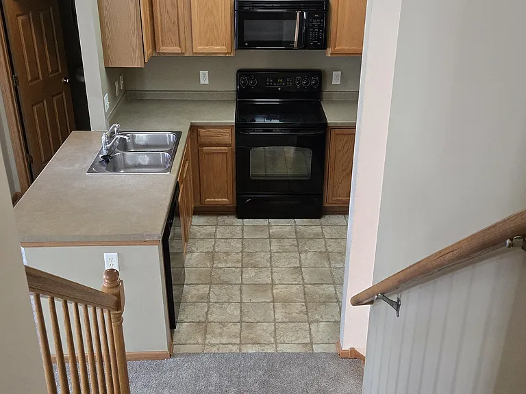 6739 Pine Crest Trl S — Photo 11