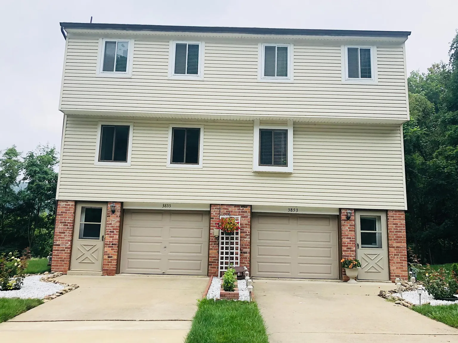 3855 Franklintowne Ct — Photo 3