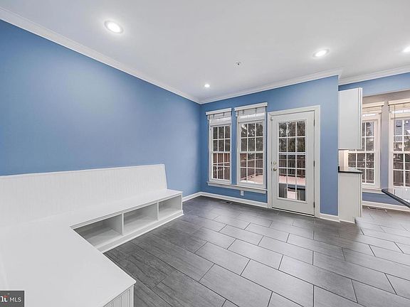 5th image of 13802 Lambertina Pl