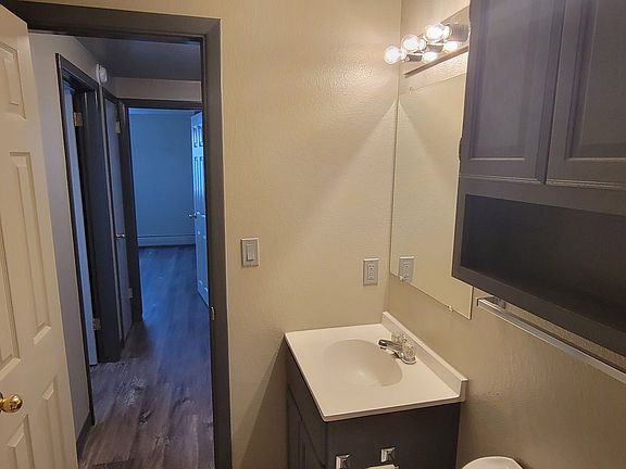 4th image of 225 E Watertown St #3c2d99df4