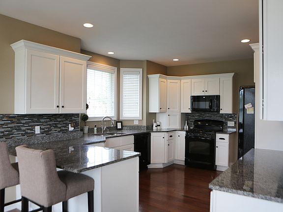 5th image of 12147 Tullymore Dr
