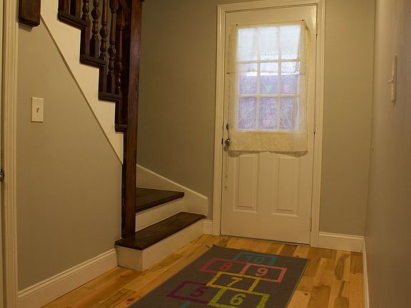 2nd image of 15 Draper Rd