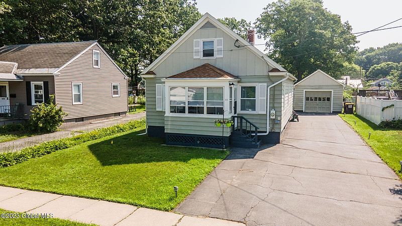 2nd image of 33 Wright Street