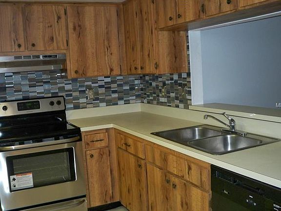 3rd image of 2675 Sabal Springs Cir APT 103