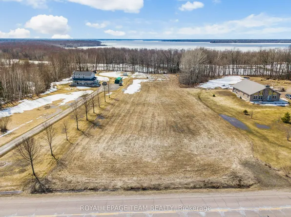 1857 Westmeath Rd, Whitewater Region, ON K0J 2L0