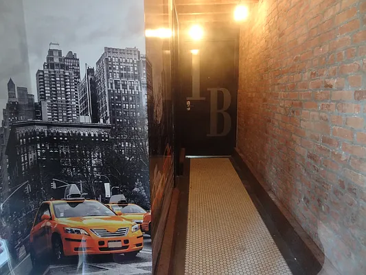 Rented by Miron Realty Group | media 10