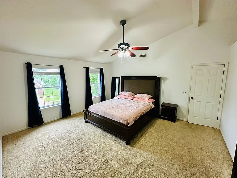 5273 Ivy Hill Dr — Photo 24