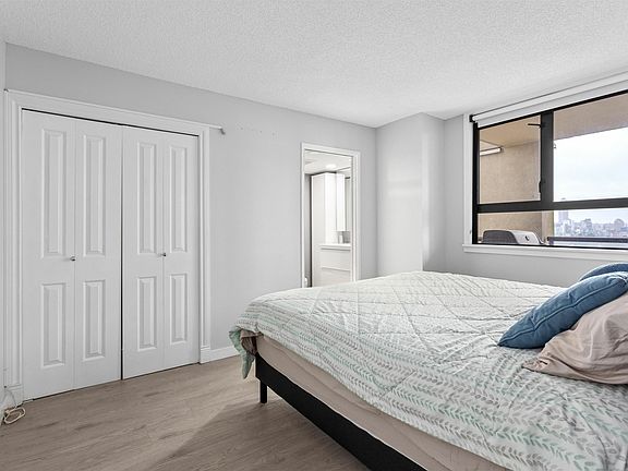 2nd image of 789 Drake St #1205