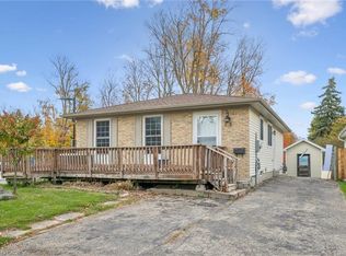 212 Heritage Dr, Kitchener, ON N2B 3J6