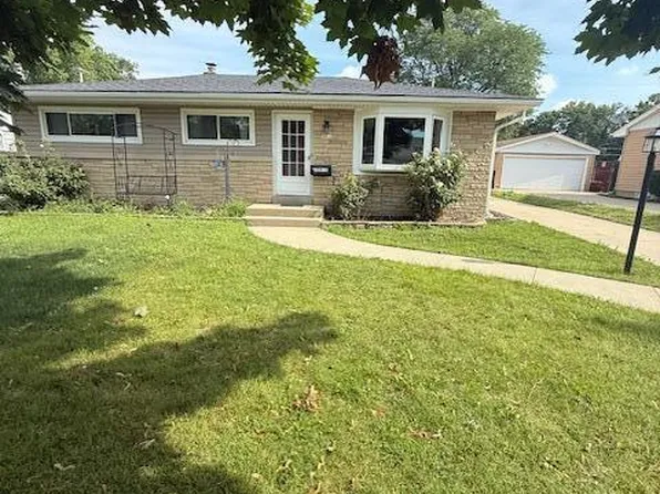 10412 W Oklahoma AVENUE, West Allis, WI 53227