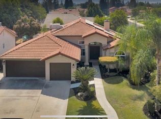 1872 Morris Ave, Clovis, CA 93611