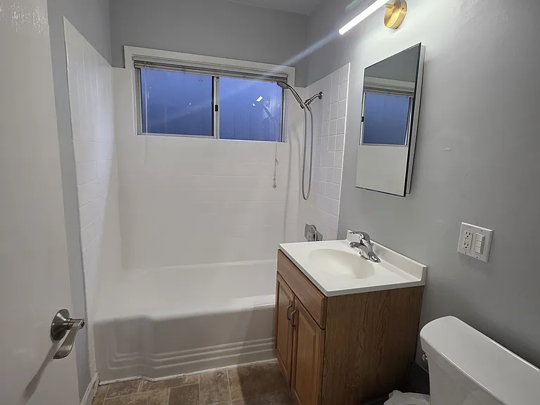 6464 49th St — Photo 25