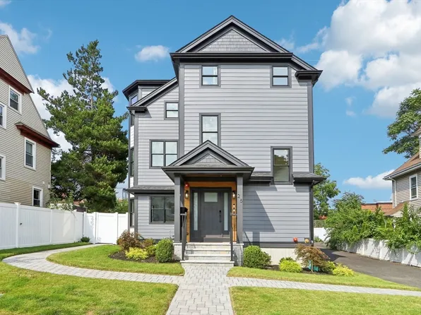 25 Bentley St Floor 1, Brighton, MA 02135
