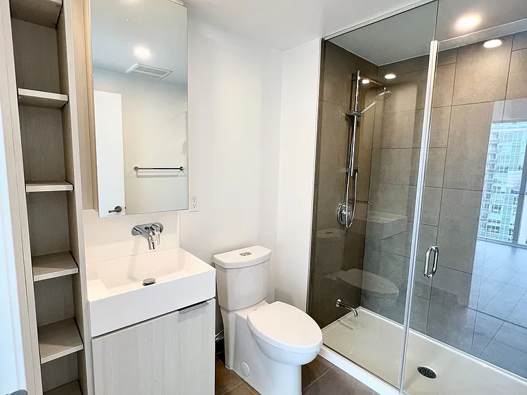 370 Martha St #1307 — Photo 29
