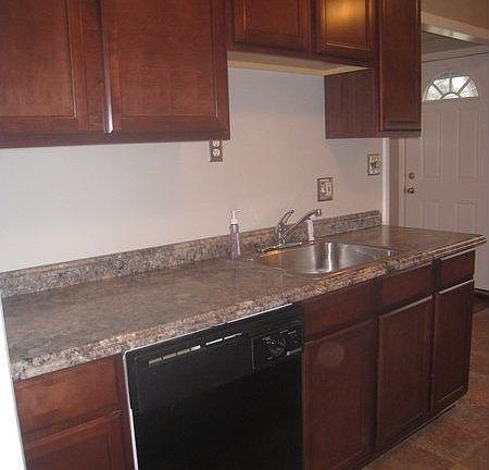 New Kitchen Cabinets and countertops