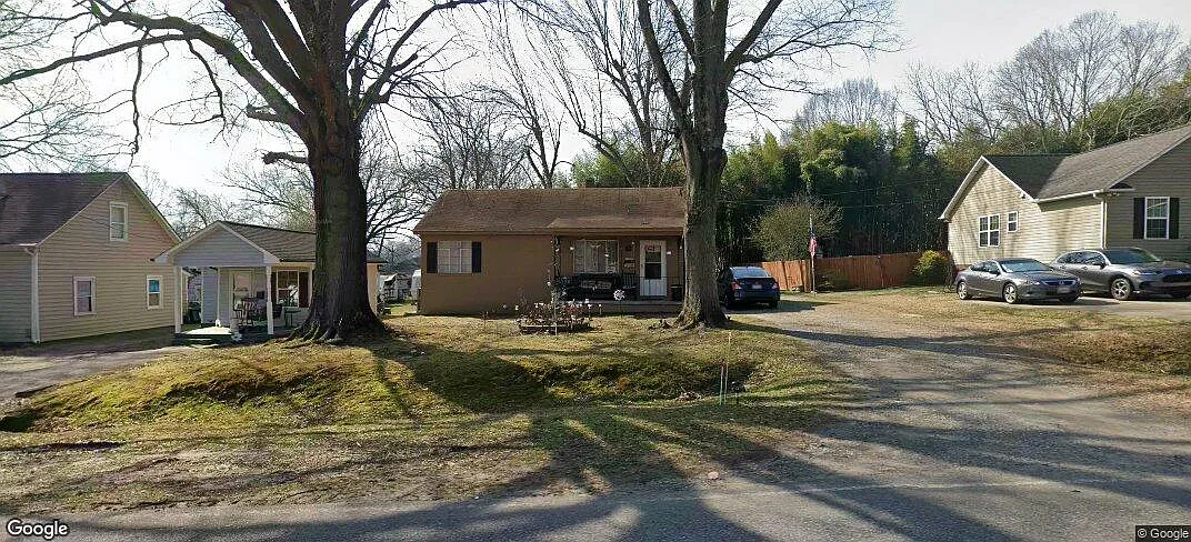 2 bed, 768 sqft, $1,100 — Photo 1