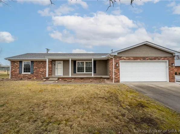 1118 W Carla Lane, Scottsburg, IN 47170