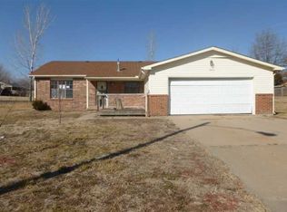 1809 N Ridge Ct, Derby, KS 67037
