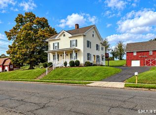 380 Orange Ave, Milford, CT 06461