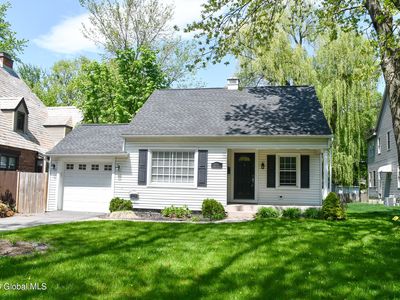 2111 Nott Street, Niskayuna, NY, 12309