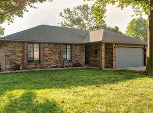 646 S York Ct, Springfield, MO 65802