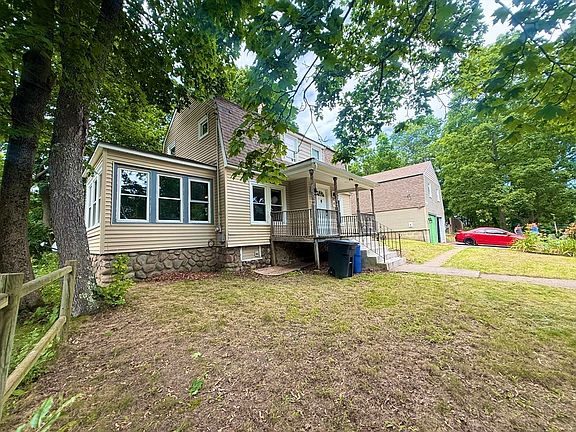 3rd image of 4 Glenwood Ave