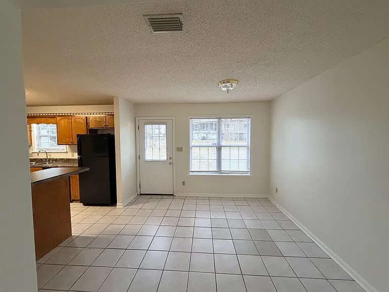 4109 Northlake Dr — Photo 7
