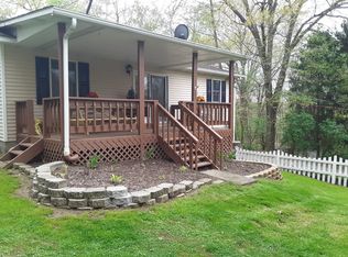 150 Community Park Rd, Evans City, PA 16033