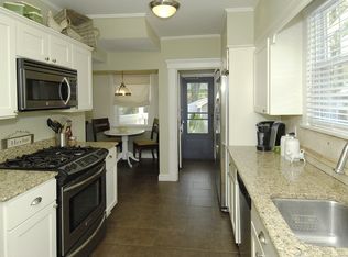 59 Rodney St, Glen Rock, NJ 07452