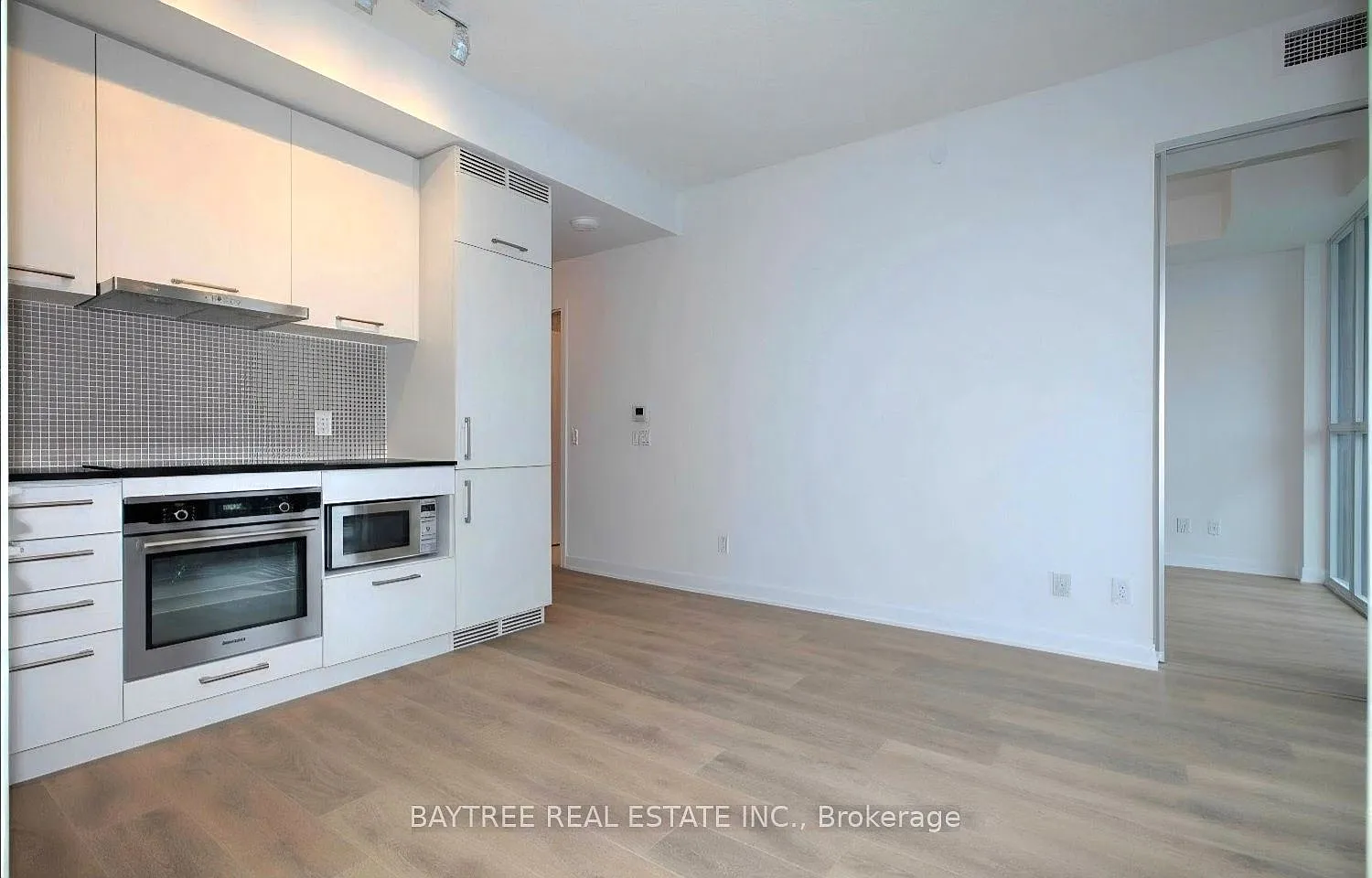 87 Peter — Photo 3