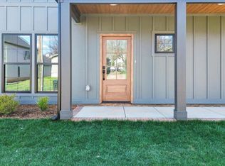 48 Doe St, Greenville, SC 29611