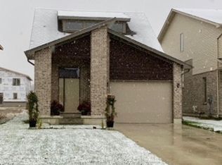 2467 Irish Moss Rd, London, ON N6M 0H6